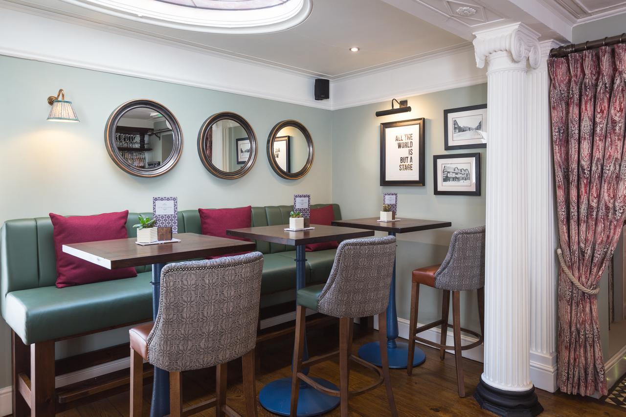 The Townhouse Hotel Стратфорд на Ейвън Екстериор снимка